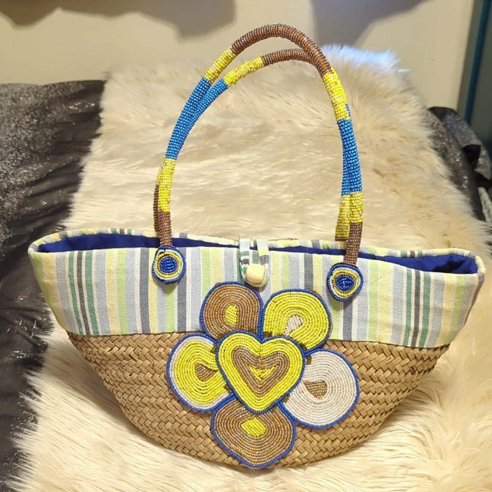 Artisan Seed bead basket purse tote bag for beach shopping or picnic